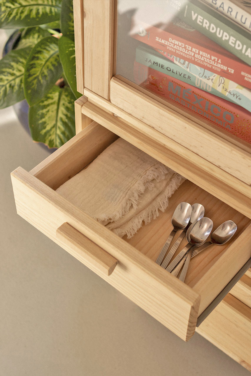 Imagen de ambiente 4 para:Vitrina para menaje de cocina